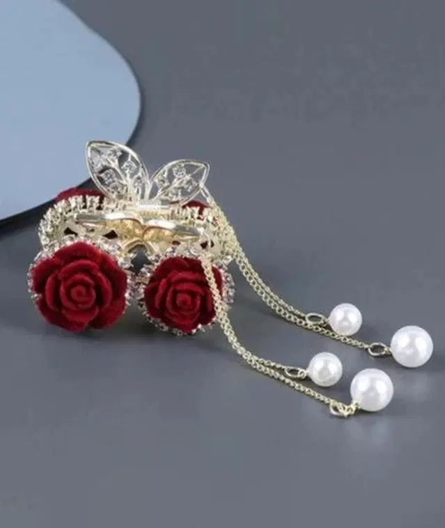 Metal Hair Clutcher for Women & Girls, Pack of 1 (Multicolor)