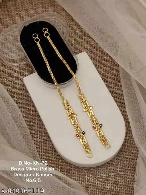 Stylish Studs for Women (Gold, Free Size)