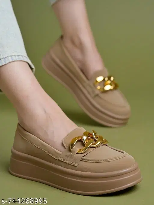 Shoetopia Girls Casual Shoes Beige (3.0)