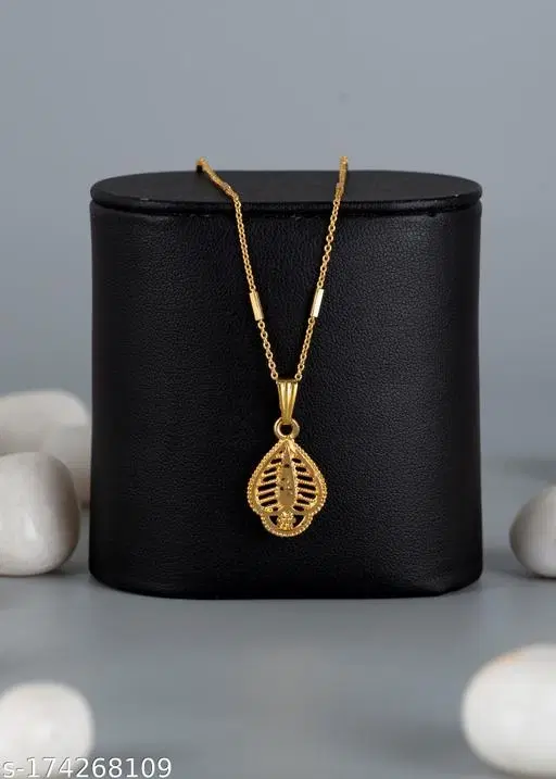 Necklace for Women (Gold, Free Size)