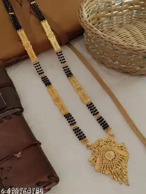 Gold Big pendant mangalsutra for Women (Free Size)
