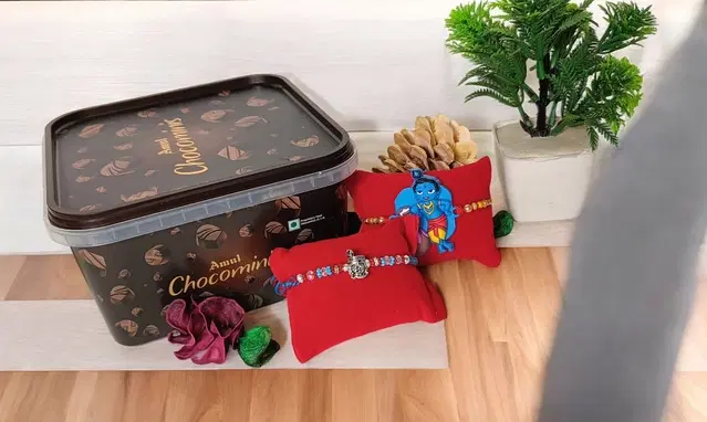 Metal 2 Pcs Rakhi with Chocolate Combo (Multicolor, Set of 1)