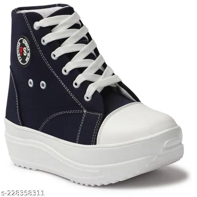 Boots for Women (Black & White, 3)