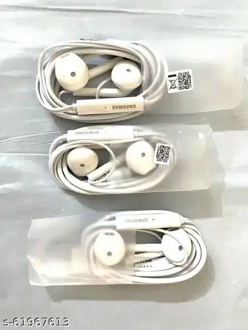 Plastic Cool Bass 3.5 Mm In Ear Wired Earphone With Mic Compatible For Android Phones, White, Pack Of 3, Dv-18