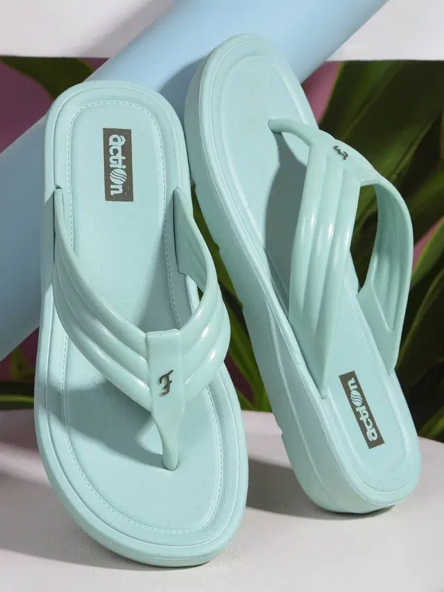 action Casual Slippers for Women (Green, 7)