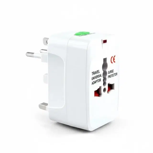 Immutable Travel Worldwide Socket Adapter, White