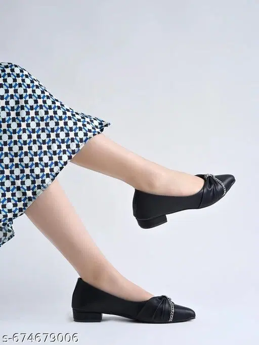 Shoetopia Ballerinas Black Solid IND-7