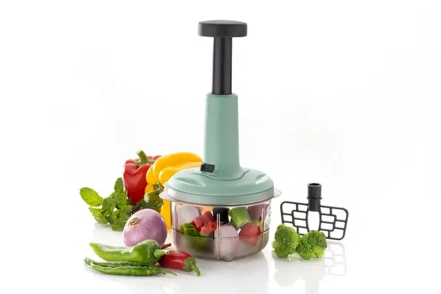 Plastic Manual Vegetables Chopper, Black, 1100 ml