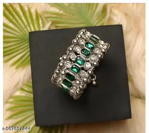 Latest stylish green (AD) bracelet