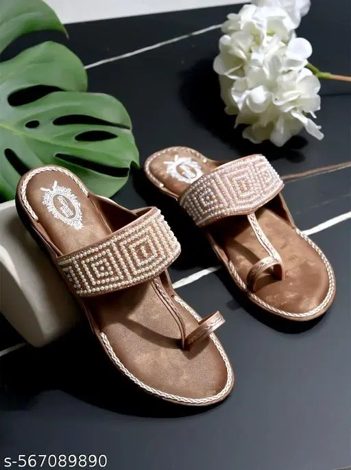 Shoetopia Girls Flat Sandals Size 3.0 Brown Embellished