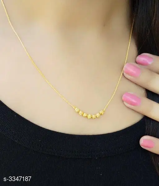 Necklaces & Chains for Women Gold Free Size