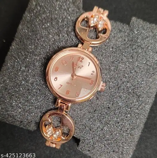 Metal Strap Analog Watch for Women (Multicolor)