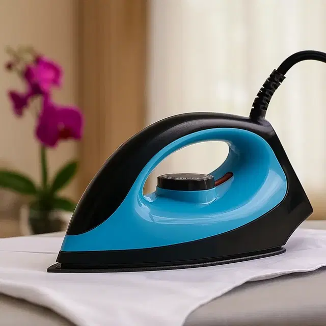 Moonstuck Dry Cloth Iron (Blue & Black, 1000 W)