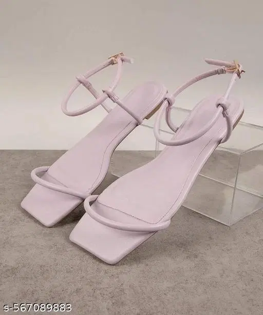 Shoetopia Girls Flat Sandals Size 5.0 Purple