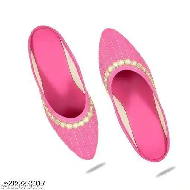 Juttis for Women (Pink, 4)