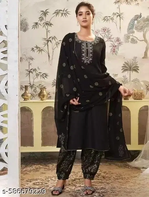 Embroidered Rayon Womens kurta sets Black, (Size: M)