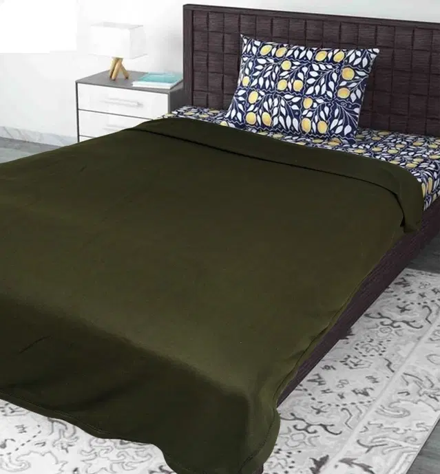 Fleece Blanket, Green, 60x90 Inches