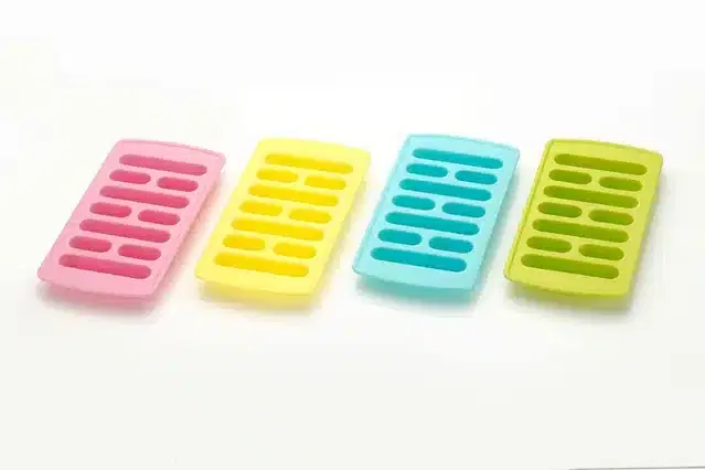 Plastic Ice Cube Trays, Pack of 4, Multicolor