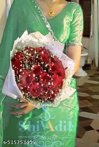 Jimmy Choo Solid Saree For Women, Green