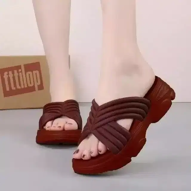Sliders for Women (Red, 5)