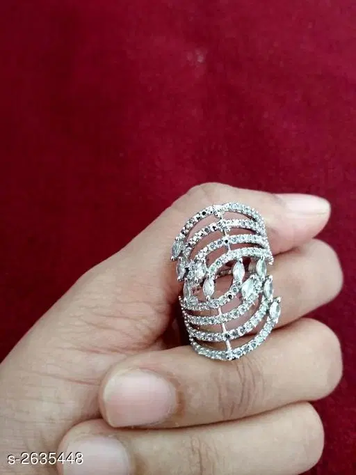 Fashionable Ring for Women (Silver, Free Size)