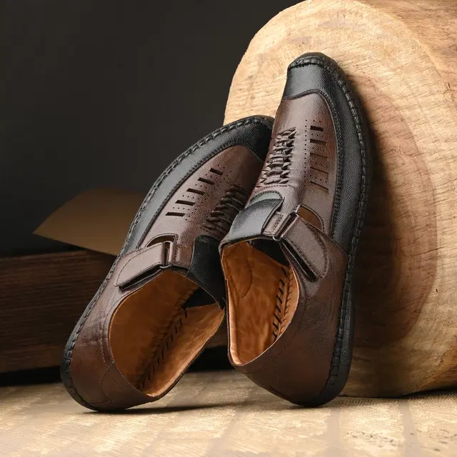 Sandals for Men (Brown, 6)