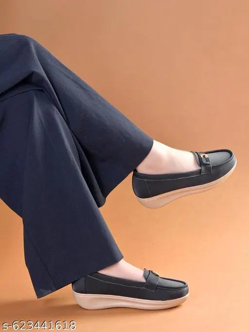 Shoetopia Loafers (Black, IND-3)