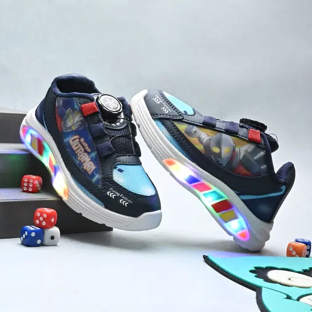 Mesh Sports Shoes for Boys (Blue, 8C)