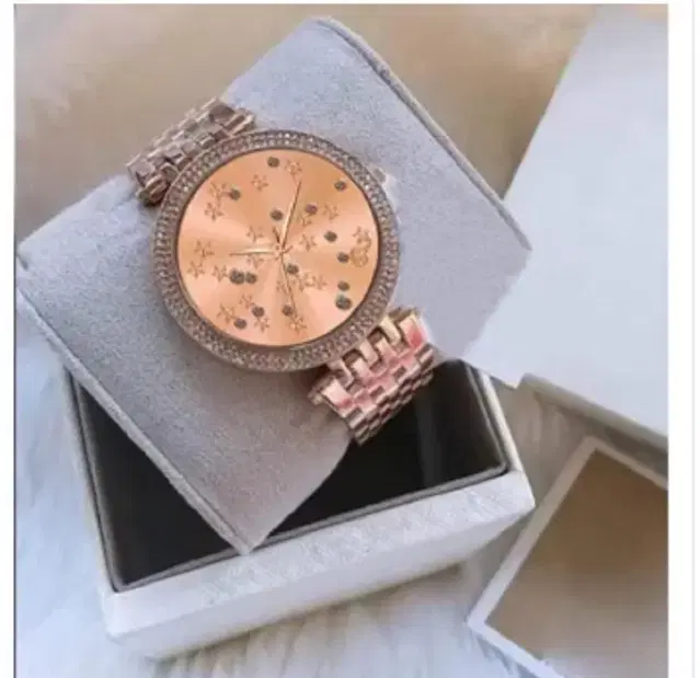 Analog Watch for Women (Rose Gold)