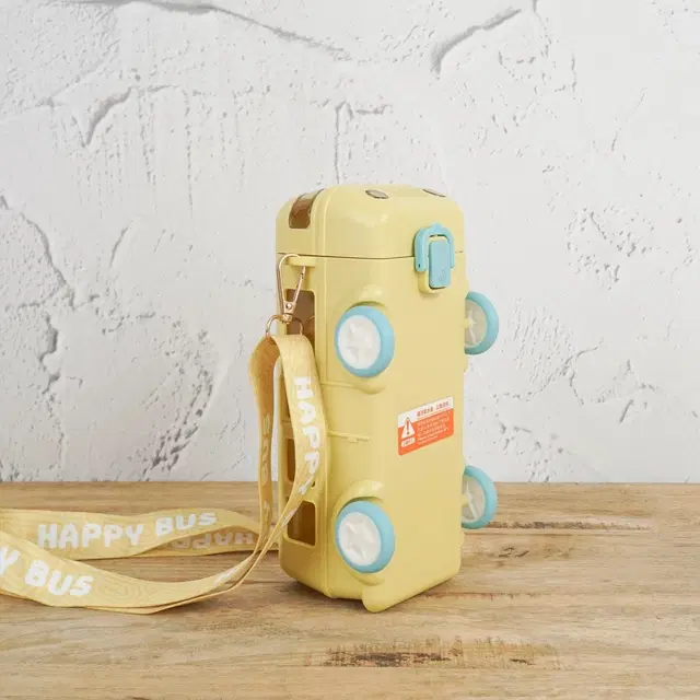 Plastic Bus Shape Sipper Bottle for Kids, Multicolor (1000 ml)