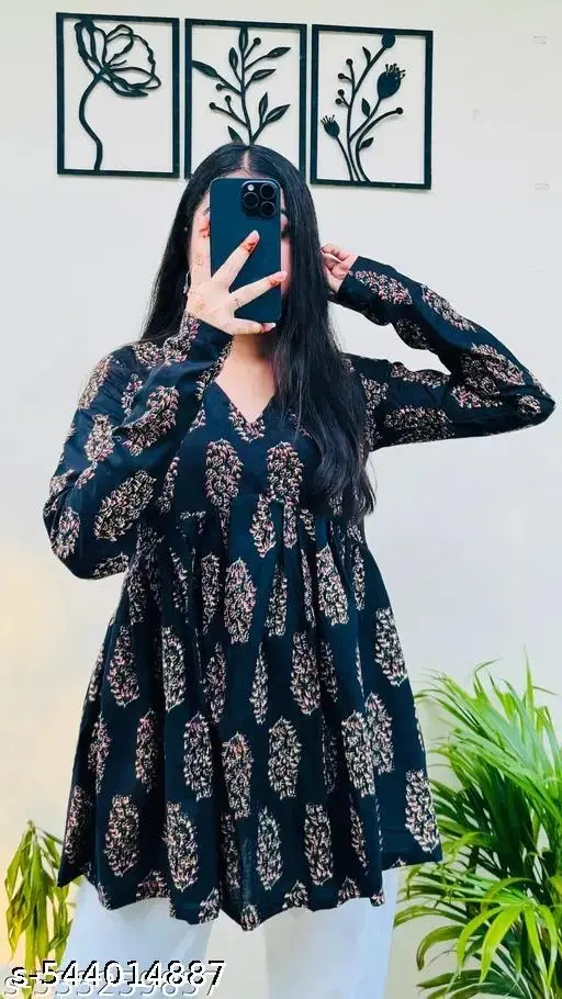 Ethnic Motif Printed V-neck Rayon Short Kurti for Women (Navy Blue, M)