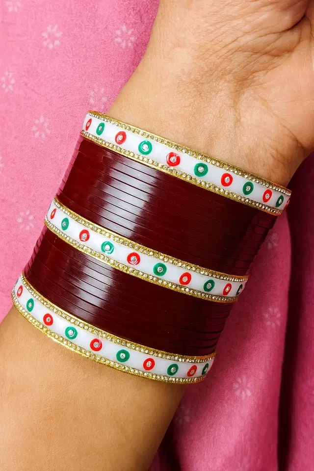 Plastic Traditional Stoned Chudha for Women, Red (2.4)