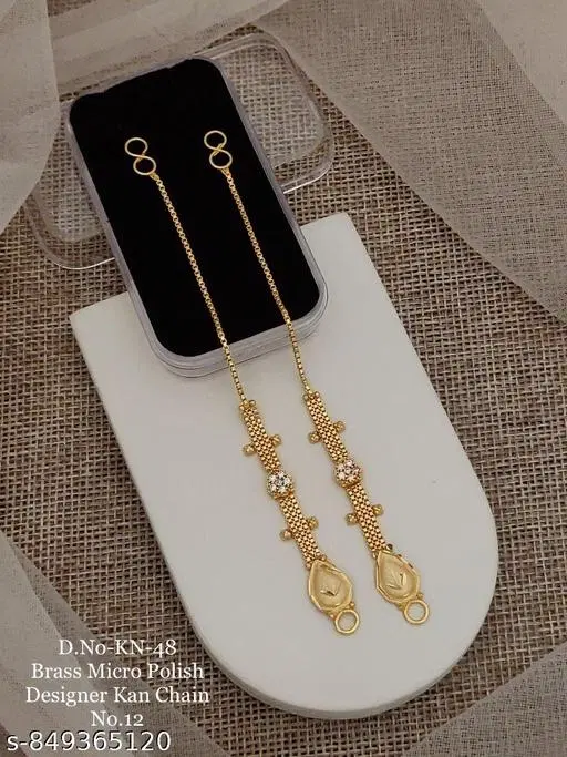 Stylish Studs for Women (Gold, Free Size)