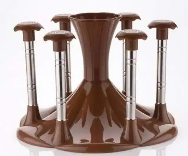 Plastic Glass Holder, Brown