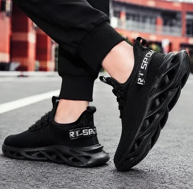 Sports Shoes for Men (Black, 8)