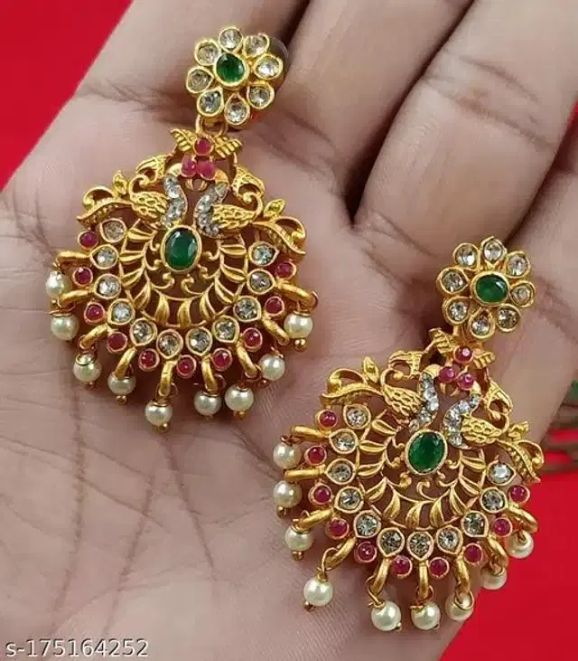 Trendy Earrings for Women, Set of 1 (Gold)