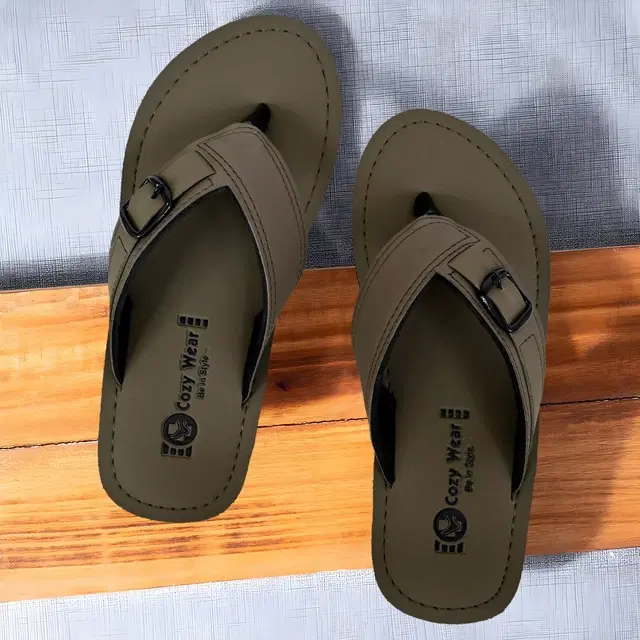 Flipflops for Men (Green, 6)