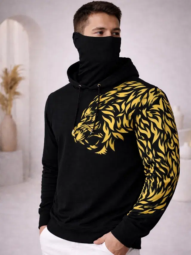 Hooded Printed Cotton Blend T-shirt for Men (Black, M)