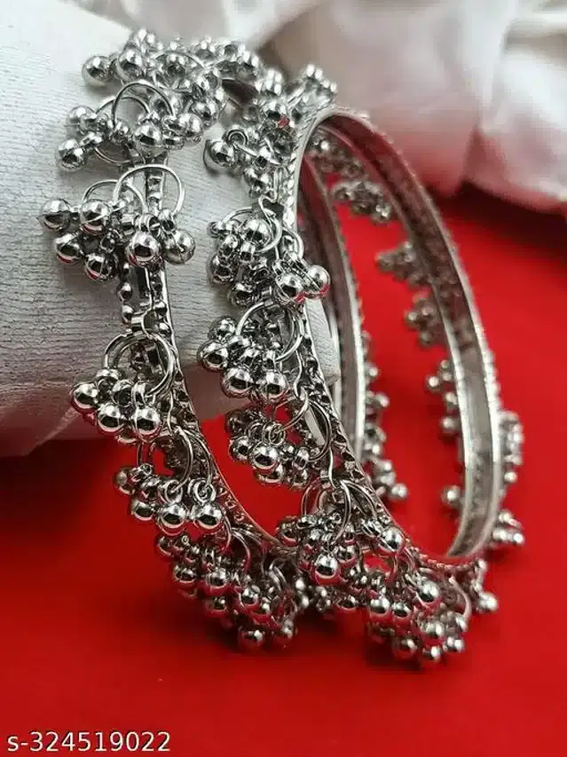 Trendy Bangles for Women (Silver, 2.6)