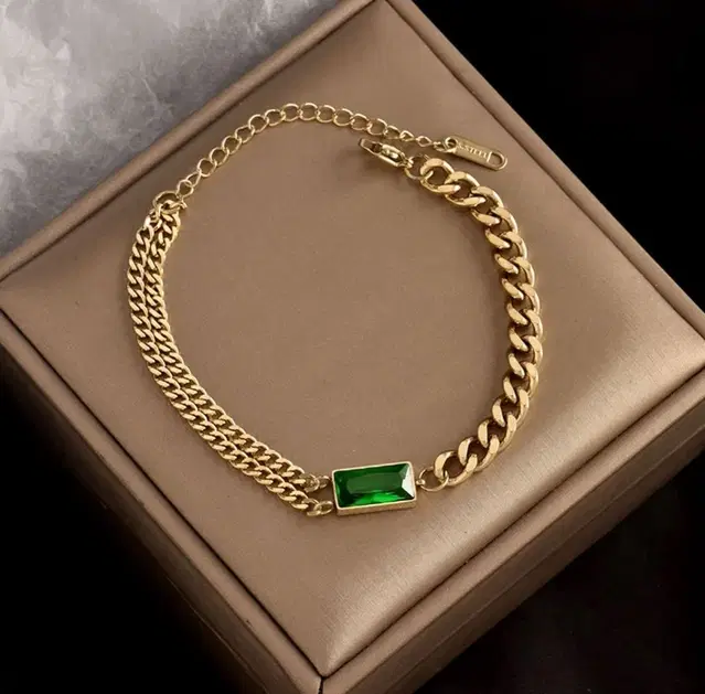 Stainless Steel Gold Plated Bracelet for Women, Gold