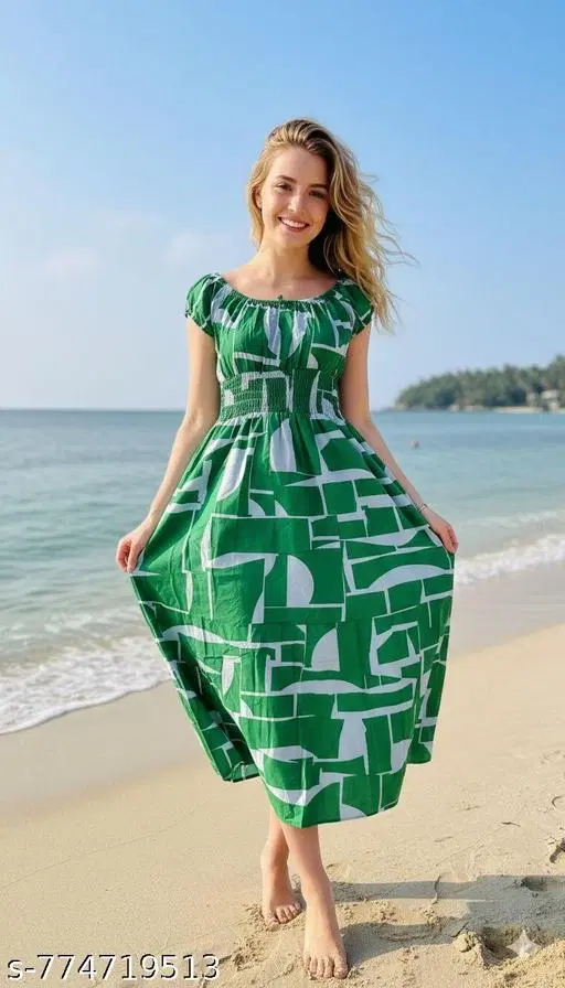 Gown for Women (Green, M)