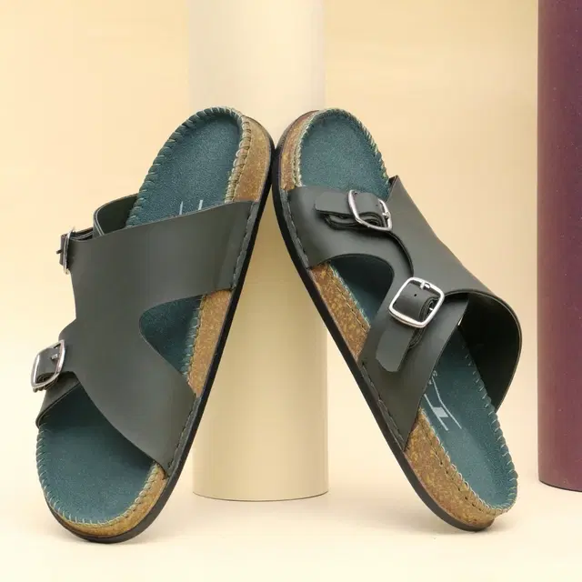 Solid Flip-flops for Men (Olive, 6)