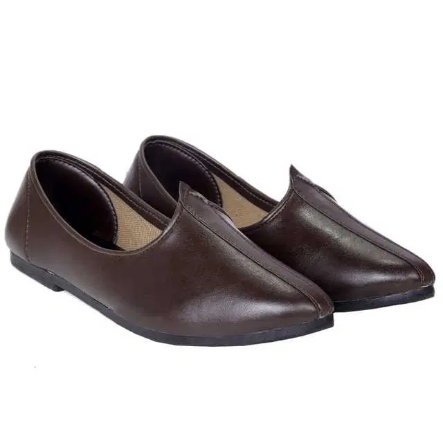 Vitoria Stylish Jutti For Men And Boys (Brown, 5) (V-174)