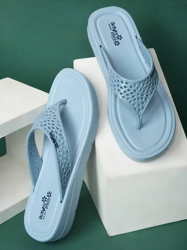 action Slippers (Blue, 4)