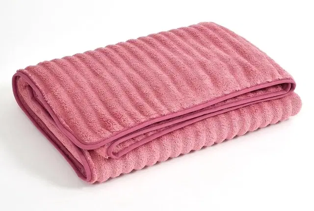 CottonBolls Soft Stripe Bath Towel Pink 70x140cm