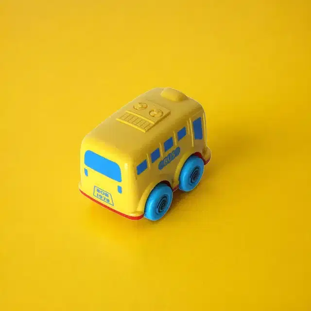 Plastic Friction Car Toy for Kids, Multicolor