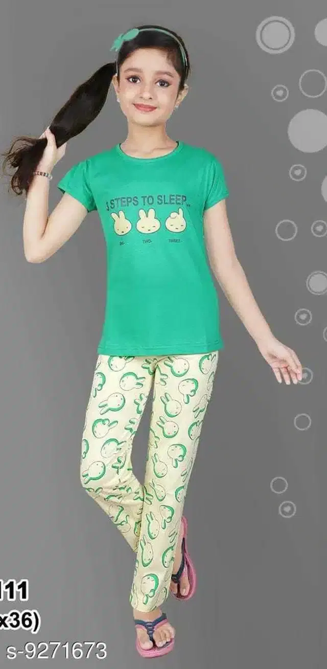 Nightsuit for Girls (Multicolor, 3-4 Years)