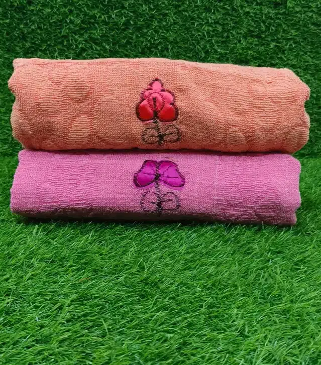 Bath Towel, Pack of 2, Pink & Red, 27x54 inches