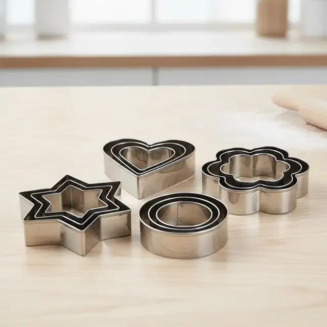 REALISTIC AIRCOOL Cookie Cutter Stainless Steel Cookie Cutter with 4Shape, 12 Pieces
