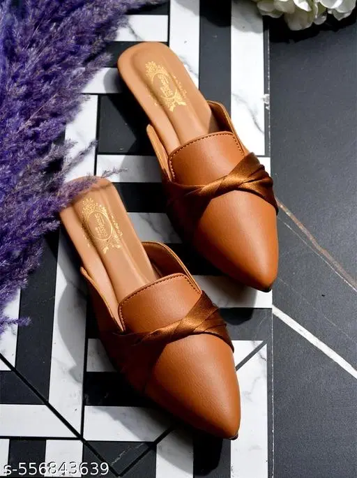 Shoetopia Beige Mules Size 3.0